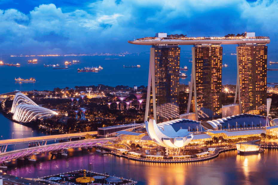 Singapore skyline with Marina Bay Sands hotel at night