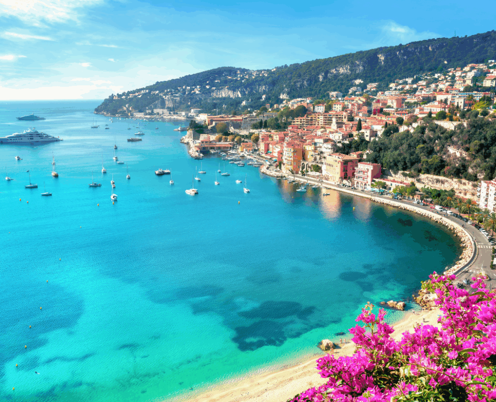 Nice beach 1050x850